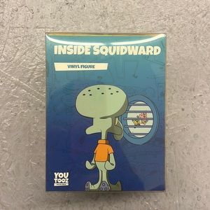 Inside squid wars vinyl figure